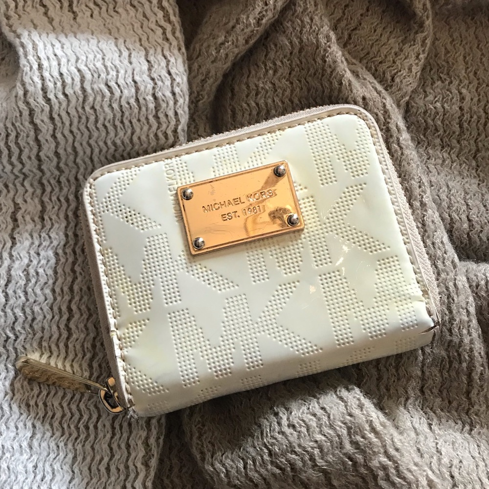Michael Kors medium wallet